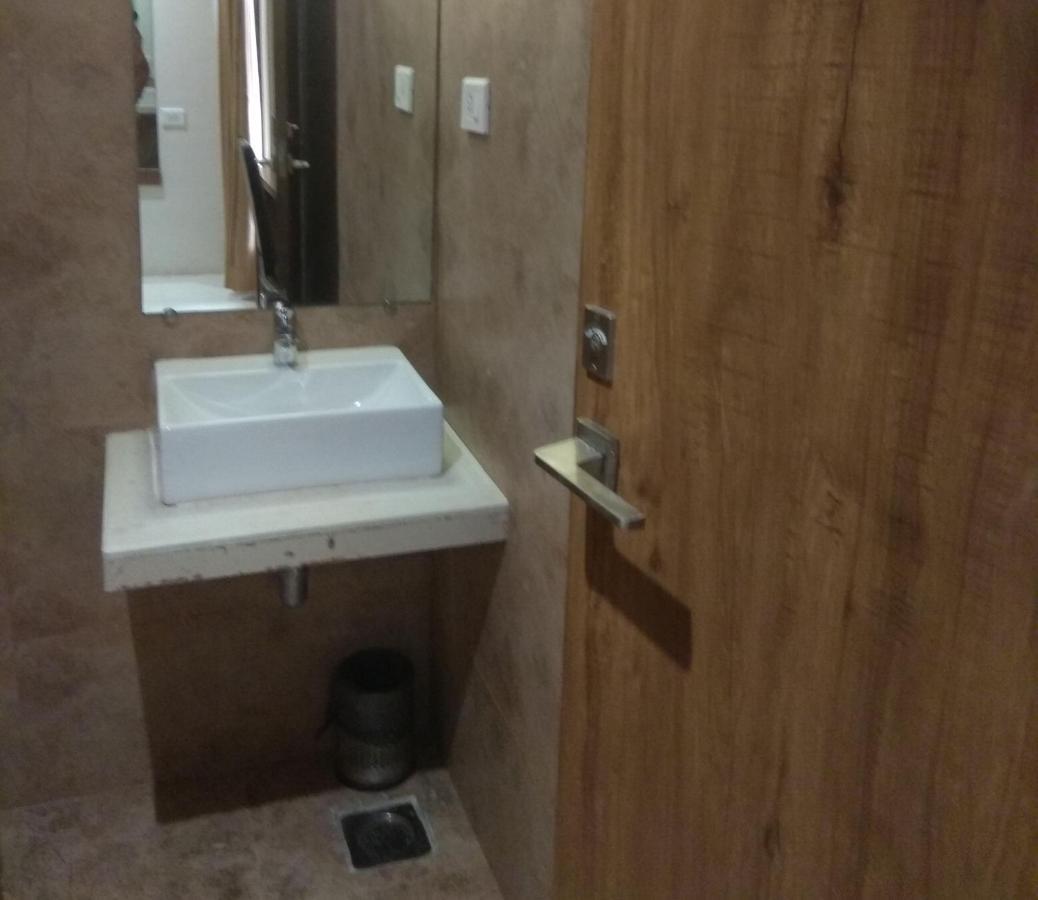 Hotel West Blue Bombay Extérieur photo