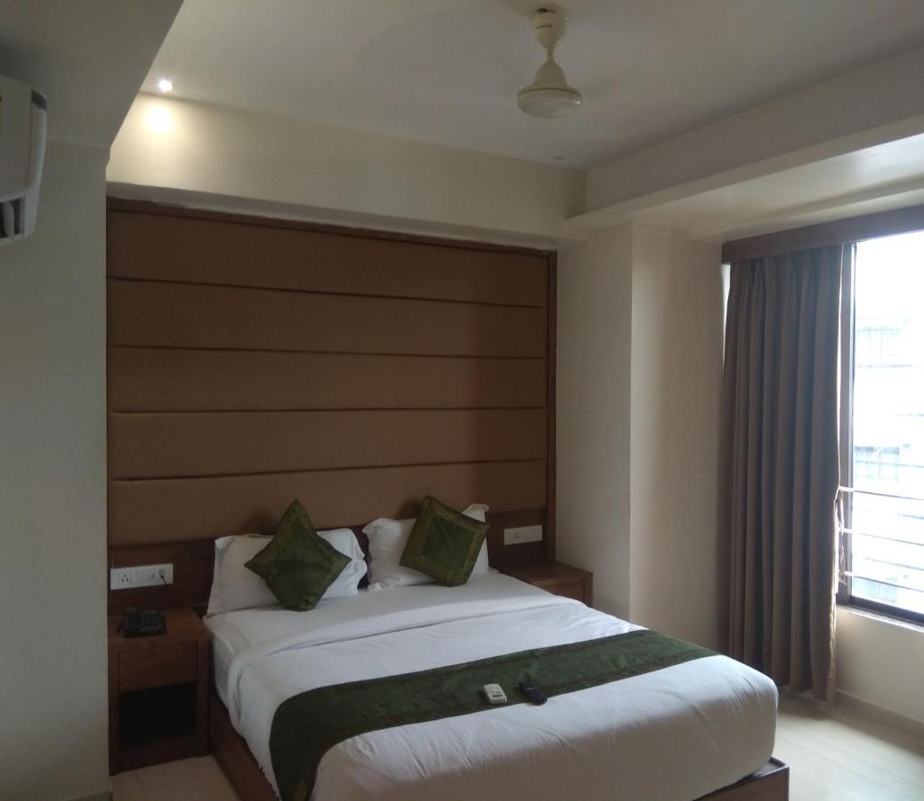 Hotel West Blue Bombay Extérieur photo