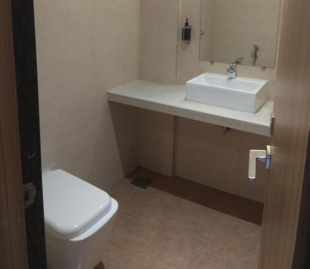 Hotel West Blue Bombay Extérieur photo