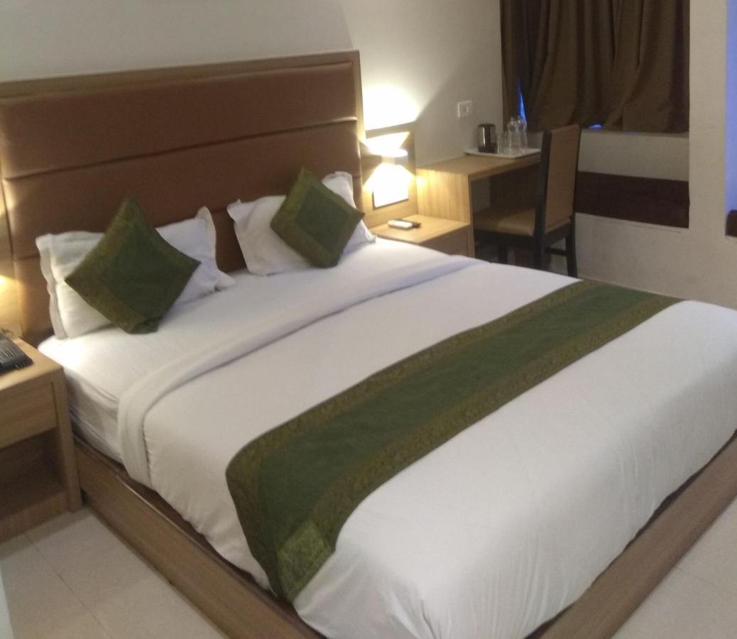 Hotel West Blue Bombay Extérieur photo